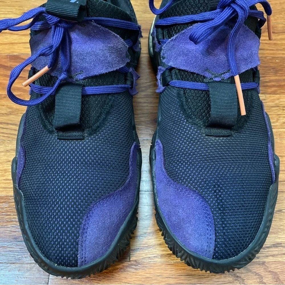 Adidas Size 8 Trae Young‎ 1 Sneakers Black Team Purple